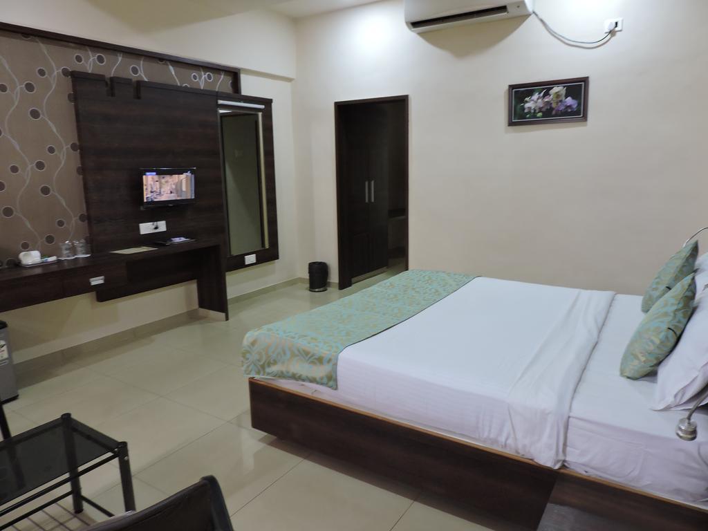 Hotel Sangam Regency Ratnāgiri Pokój zdjęcie