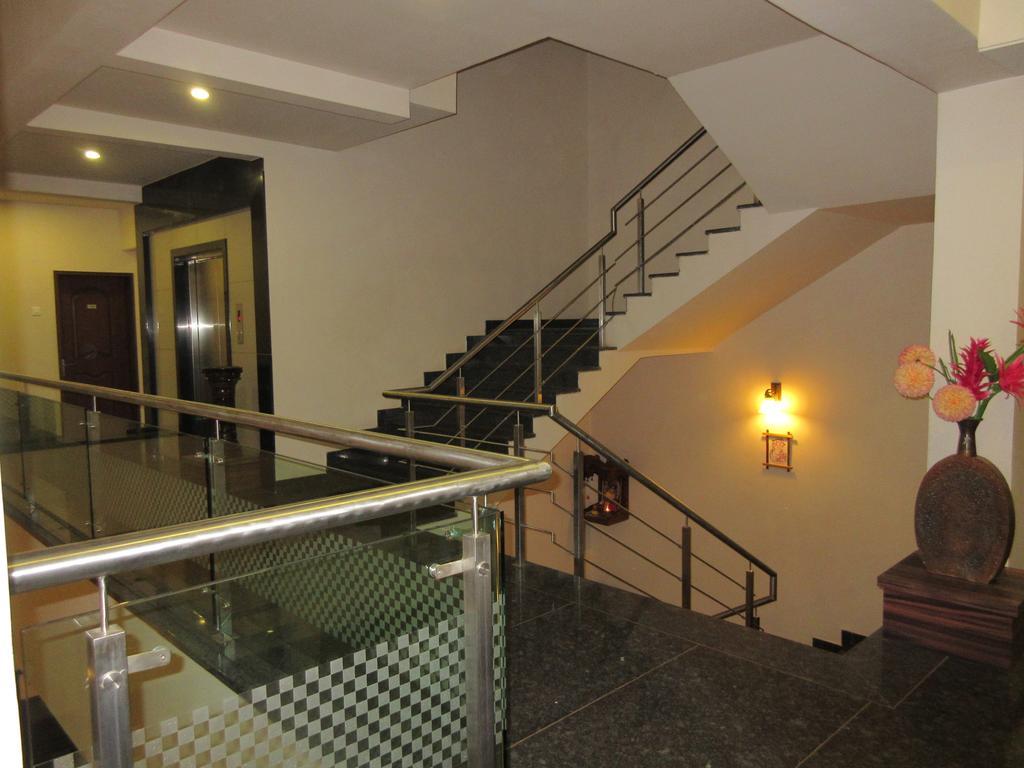 Hotel Sangam Regency Ratnāgiri Zewnętrze zdjęcie